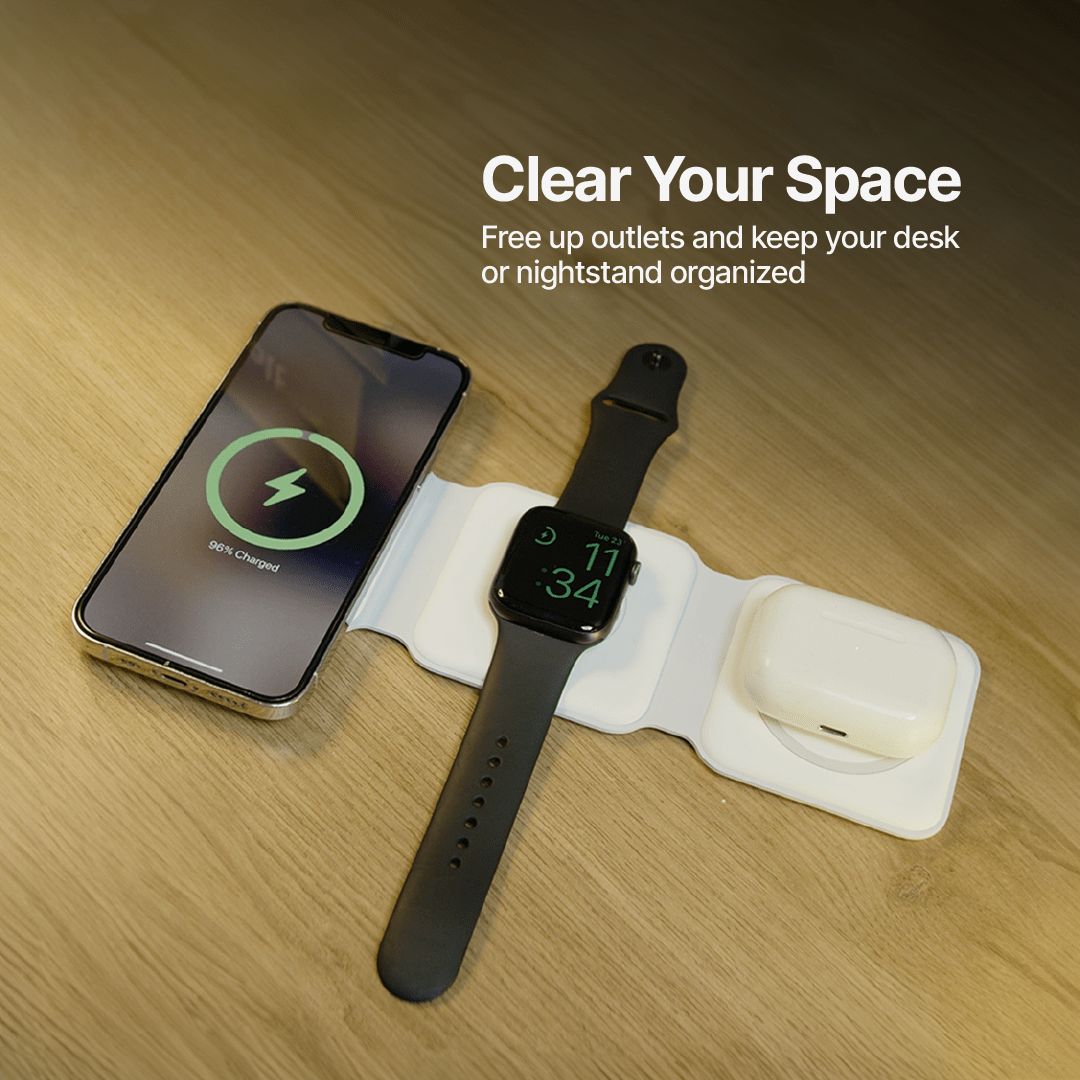 Foldable 3 in 1 Charging Station - Image 9
