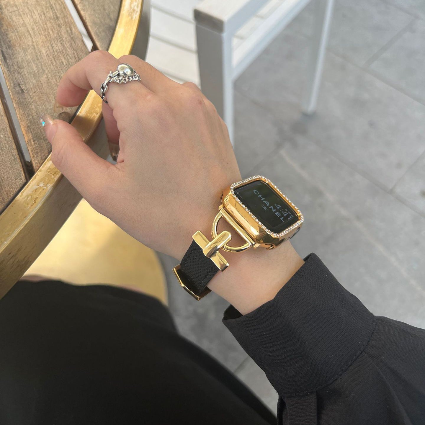 Urban Leather Apple Watch Band - Image 10